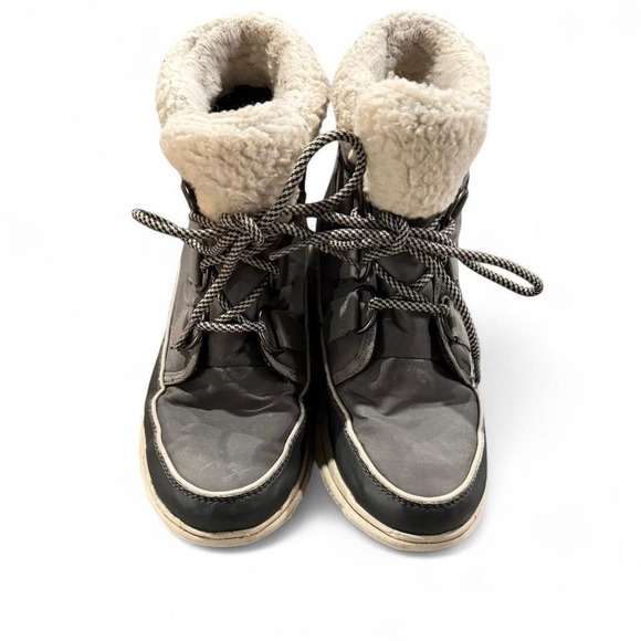 Sorel Explorer Carnival Waterproof Winter Boots Women 6.5 Gray Faux Fur Lined - Picture 3 of 6